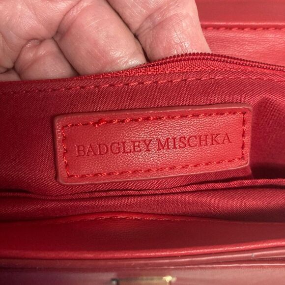 BADGLEY MISCHKA Women’s Red Crossbody Studded Quilted New With Tags 8.5X3X6.5 - Picture 10 of 12